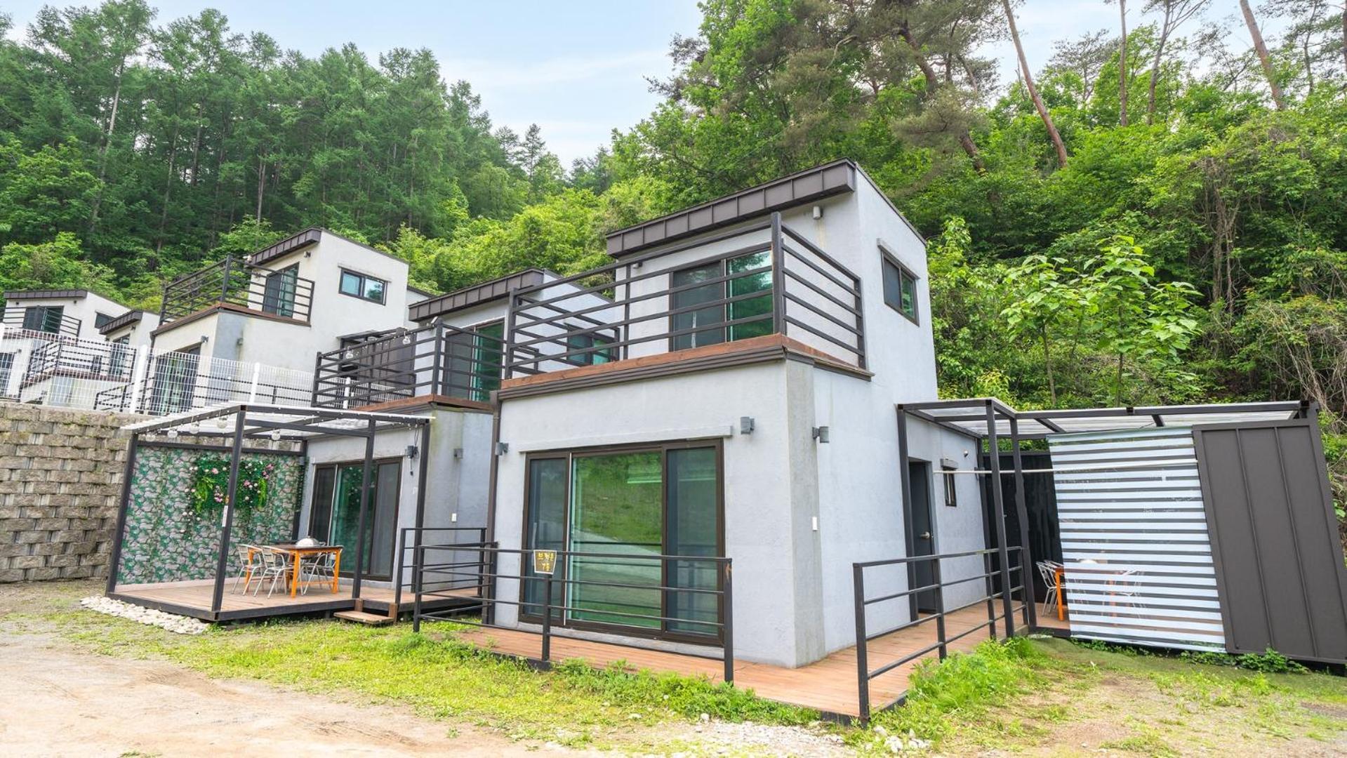 Hongcheon Stone Brown Pension Chambre photo